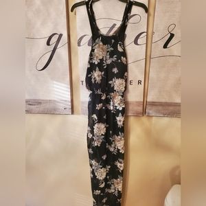 Summer Dress -sienna sky - black floral print with lace detail on top- medium